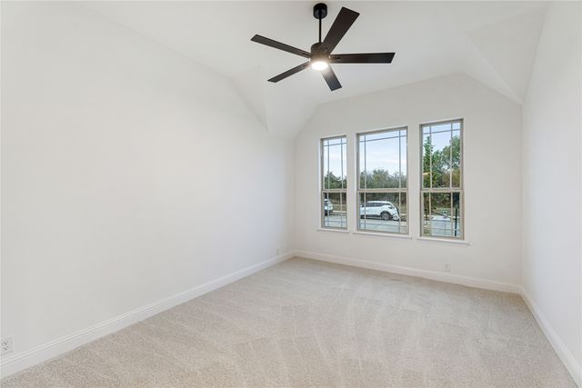 1240 Amberwood Lane, Red Oak, TX 75154