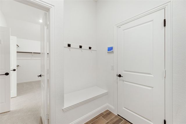 1240 Amberwood Lane, Red Oak, TX 75154