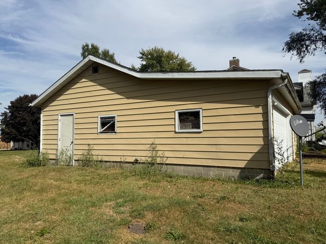 104-106 Gaston Street, Dixon, IL 61021