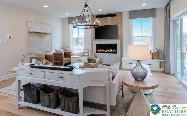 5399 Red Oak Drive, Upper Saucon Twp, PA 18036