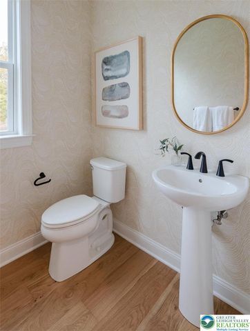 5399 Red Oak Drive, Upper Saucon Twp, PA 18036