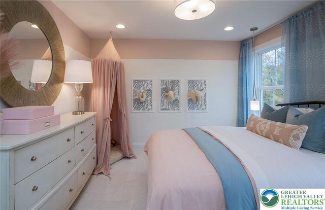 5399 Red Oak Drive, Upper Saucon Twp, PA 18036