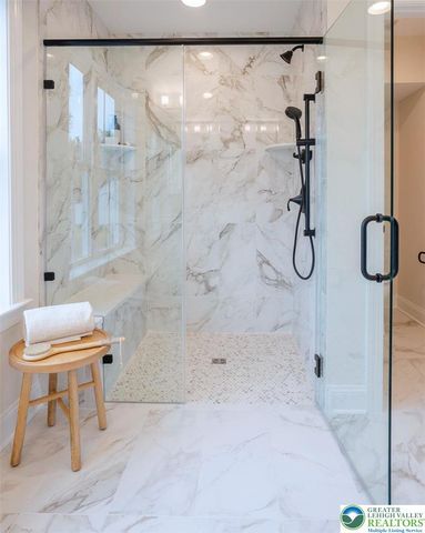 5399 Red Oak Drive, Upper Saucon Twp, PA 18036