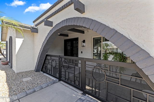 5129 W ECHO Lane, Glendale, AZ 85302