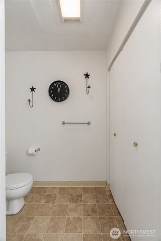 211 E 3rd Street, Aberdeen, WA 98520