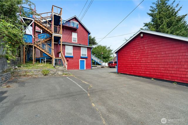 211 E 3rd Street, Aberdeen, WA 98520