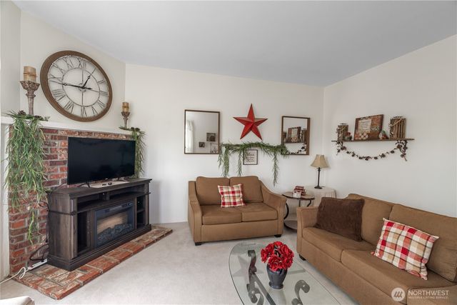 211 E 3rd Street, Aberdeen, WA 98520