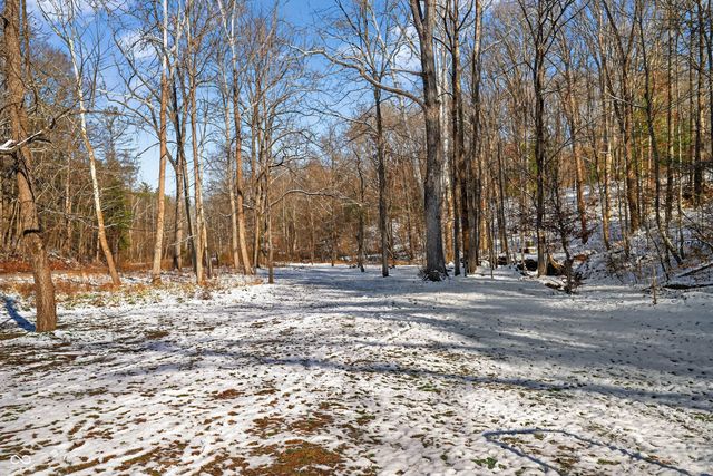 4017 Helmsburg Road, Nashville, IN 47448