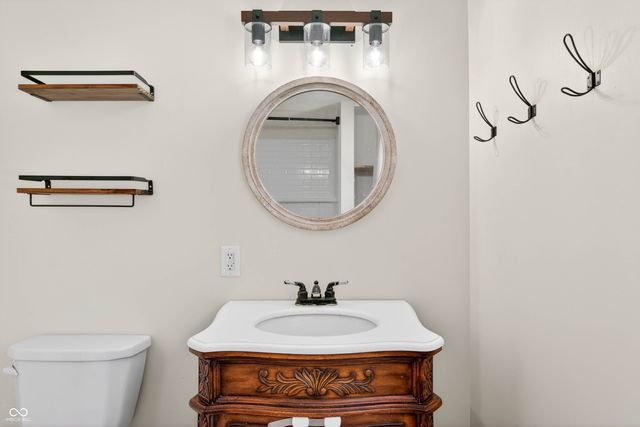 4017 Helmsburg Road, Nashville, IN 47448