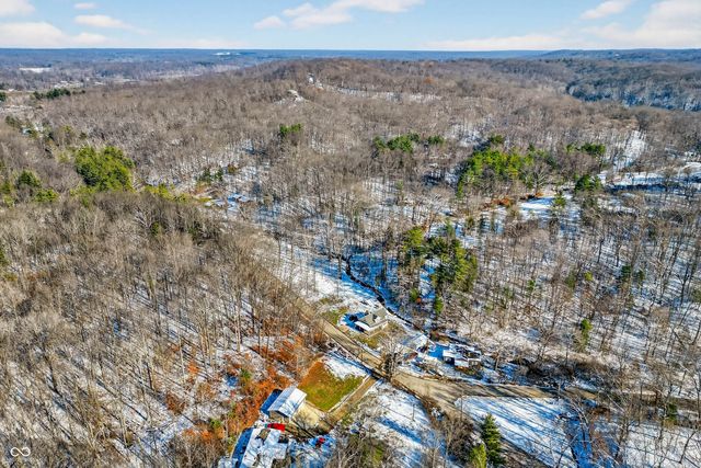 4017 Helmsburg Road, Nashville, IN 47448