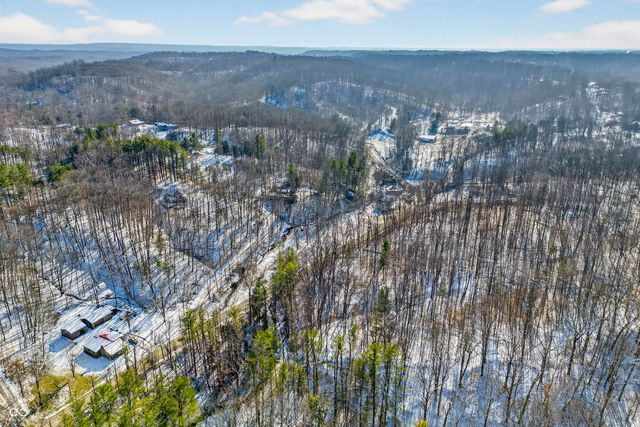 4017 Helmsburg Road, Nashville, IN 47448