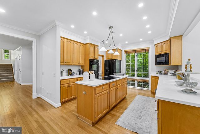13798 LAKESIDE DR, Clarksville, MD 21029