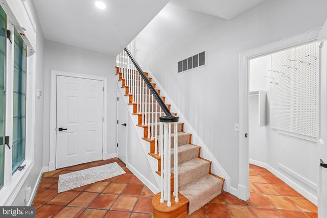 13798 LAKESIDE DR, Clarksville, MD 21029