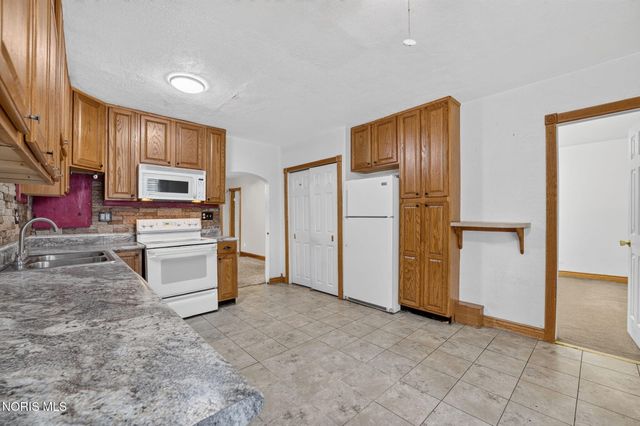 5830 Roan Road, Sylvania, OH 43560