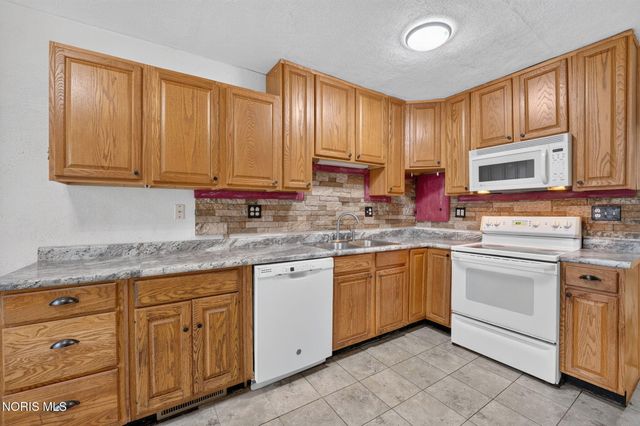 5830 Roan Road, Sylvania, OH 43560