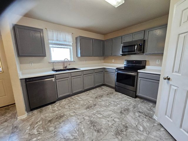 1416 Connie Street, Burleson, TX 76028