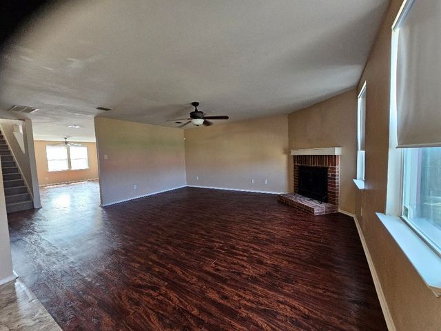 1416 Connie Street, Burleson, TX 76028