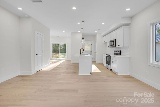 1010 E Lincoln Street, Lincolnton, NC 28092