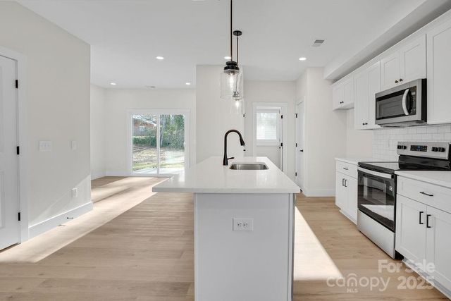 1010 E Lincoln Street, Lincolnton, NC 28092