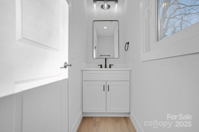 1010 E Lincoln Street, Lincolnton, NC 28092