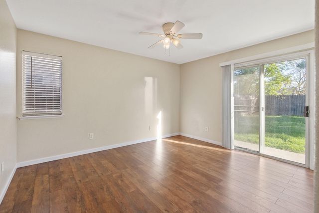 4231 E Paradise Avenue, Visalia, CA 93292