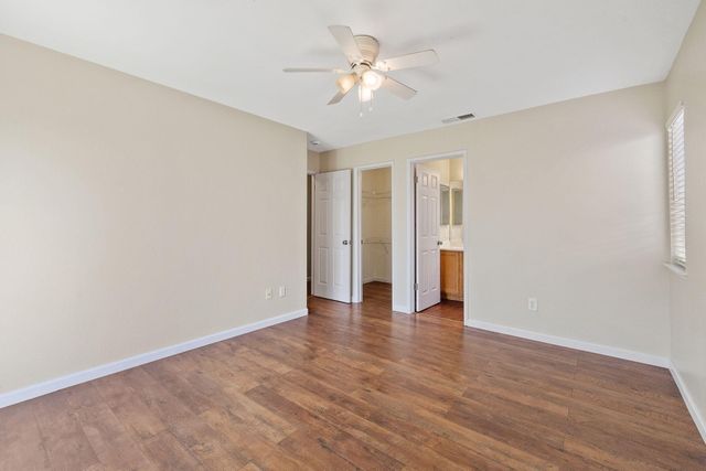 4231 E Paradise Avenue, Visalia, CA 93292