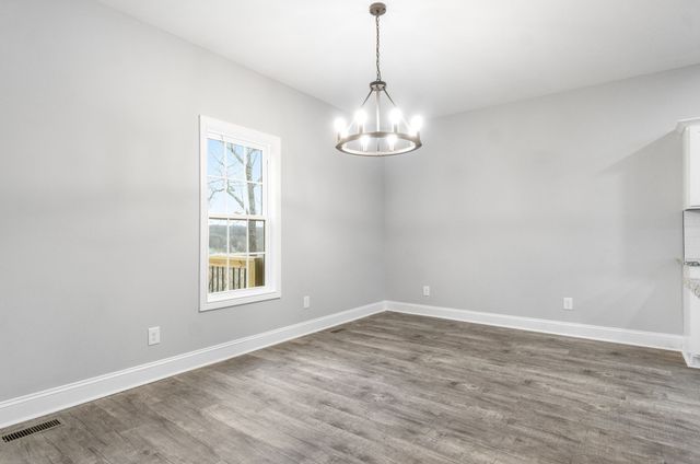 2129 Powell Rd, Clarksville, TN 37043