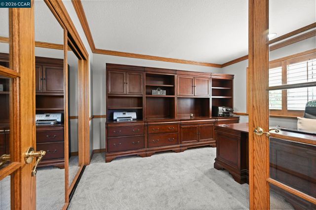 715 Blue Spruce Dr, Danville, CA 94506