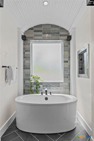 670 Magazine Avenue, New Braunfels, TX 78130