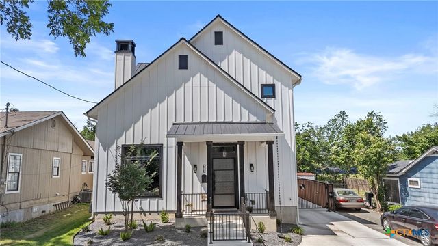 670 Magazine Avenue, New Braunfels, TX 78130