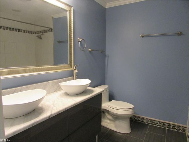 15 Carriage Hill DR, Poquoson, VA 23662