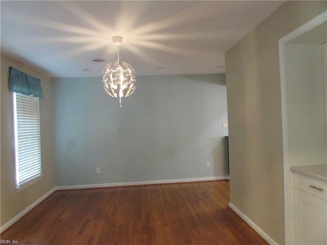 15 Carriage Hill DR, Poquoson, VA 23662