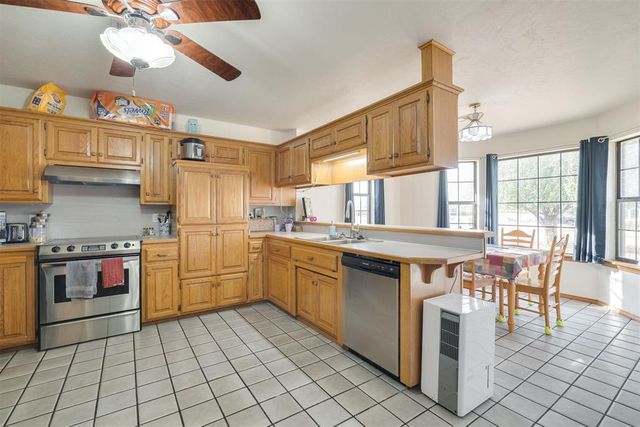 2303 Lakewood Drive, Chickasha, OK 73018