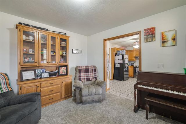 2303 Lakewood Drive, Chickasha, OK 73018