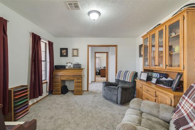 2303 Lakewood Drive, Chickasha, OK 73018