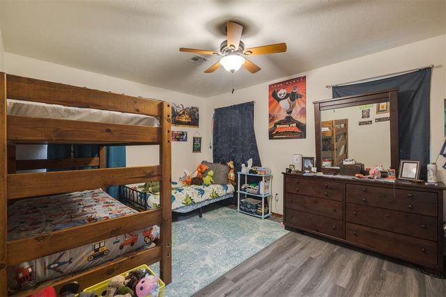 2303 Lakewood Drive, Chickasha, OK 73018