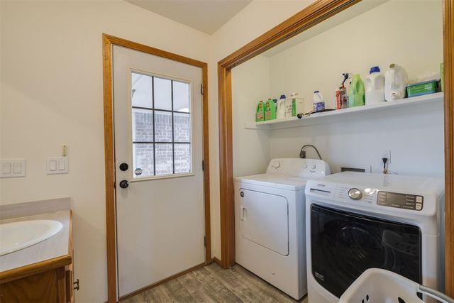 2303 Lakewood Drive, Chickasha, OK 73018