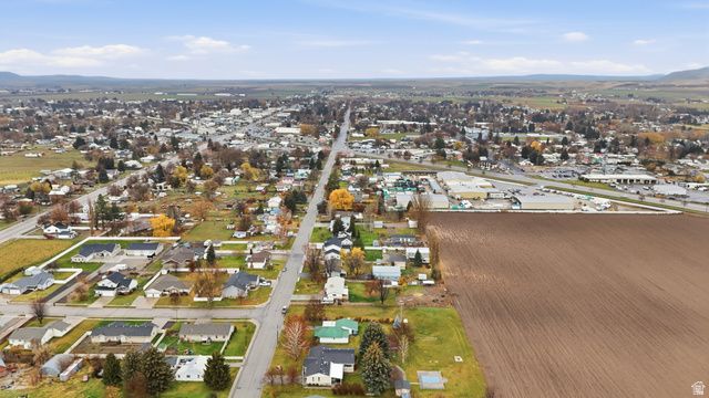 657 S 1ST, Preston, ID 83263