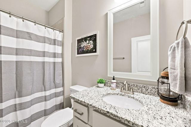 942 Greenbriar Drive, Vass, NC 28394