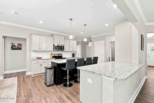 942 Greenbriar Drive, Vass, NC 28394