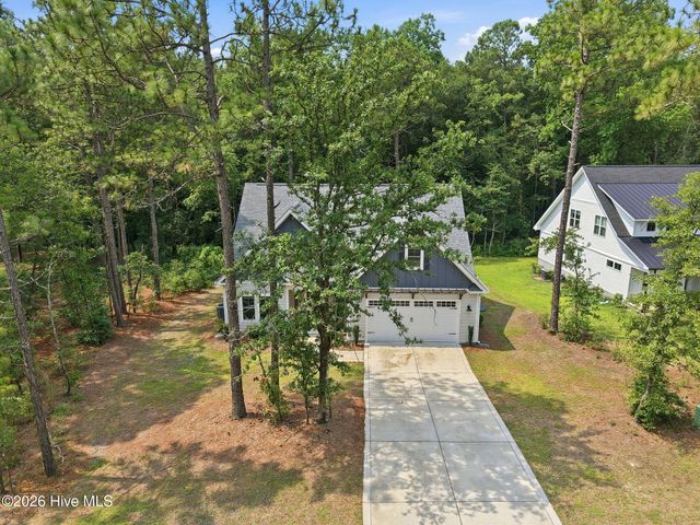 942 Greenbriar Drive, Vass, NC 28394
