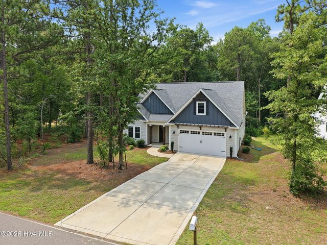 942 Greenbriar Drive, Vass, NC 28394