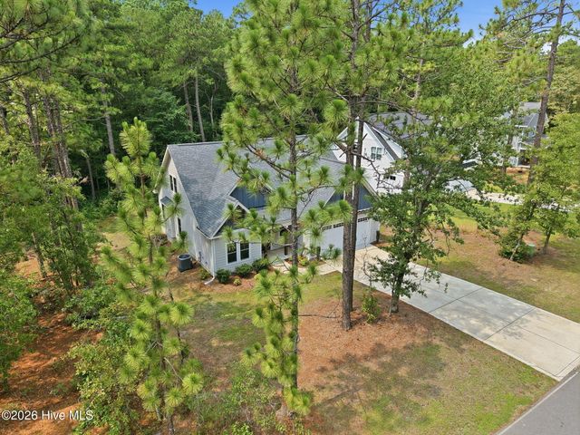 942 Greenbriar Drive, Vass, NC 28394