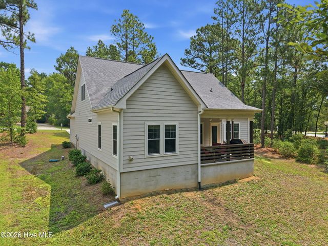 942 Greenbriar Drive, Vass, NC 28394