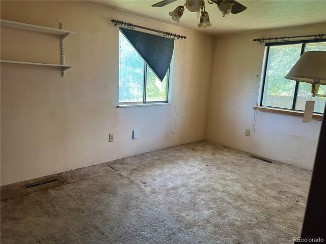 1224 Snowbank Ct, Longmont, CO 80504