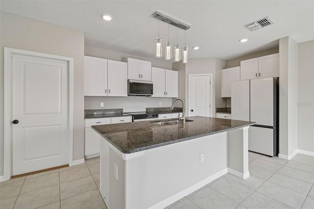 15718 FORT ISLAND PLACE, Sun City Center, FL 33573