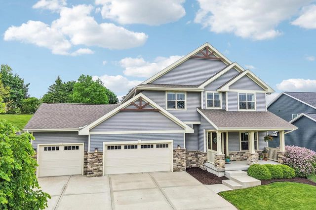 204 Westmorland Drive, Mount Horeb, WI 53572