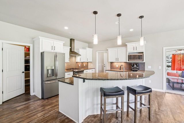 204 Westmorland Drive, Mount Horeb, WI 53572