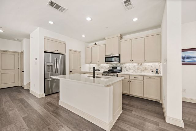 4348 James Street, North Richland Hills, TX 76180