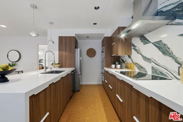 4429 Alla Road 2, Marina Del Rey, CA 90292
